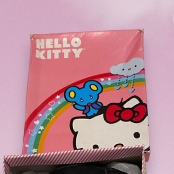 Hello Kitty Booties NEW Pink Glitter Embroidered Hearts NEW Baby Toddler Size 6 - Picture 7 of 8